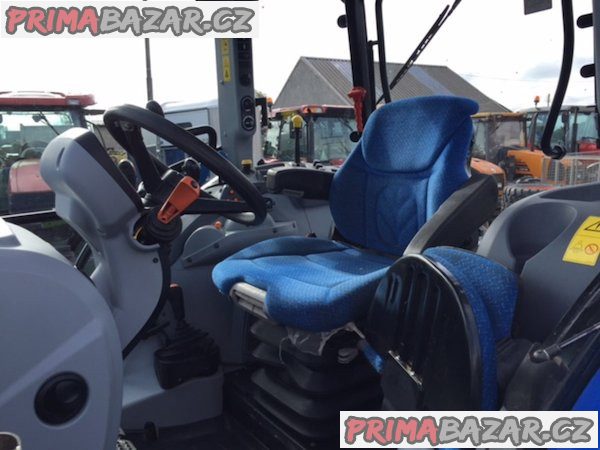 Traktor New Holland T5I1c05c s nakladačem