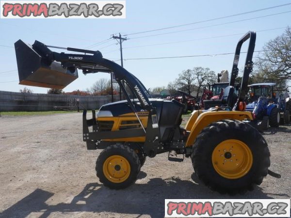 Traktor Yanmar EX3c20c0E s nakladačem,