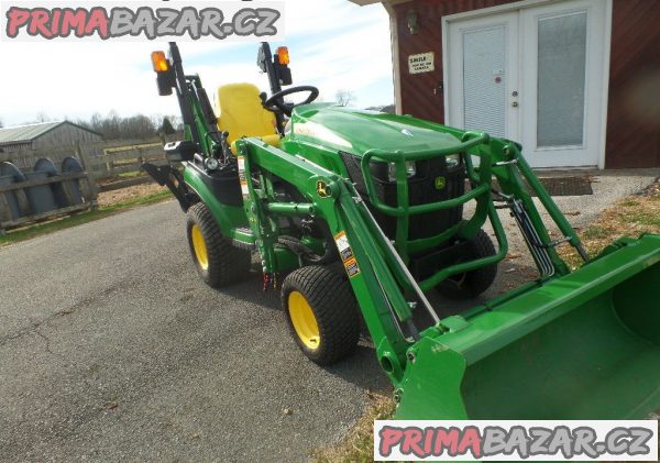 traktor John Deere 102s5T