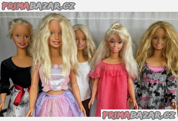 Sháním velké panenky Barbie