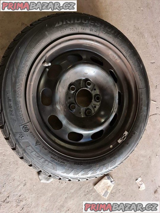 Plechové disky BMW se senzorama tlaku v pneu 6787929 5x120 6,5jx16 is33 Plechové disky BMW se senzorama tlaku v pneu 6787929 5x120 6,5jx16 is33