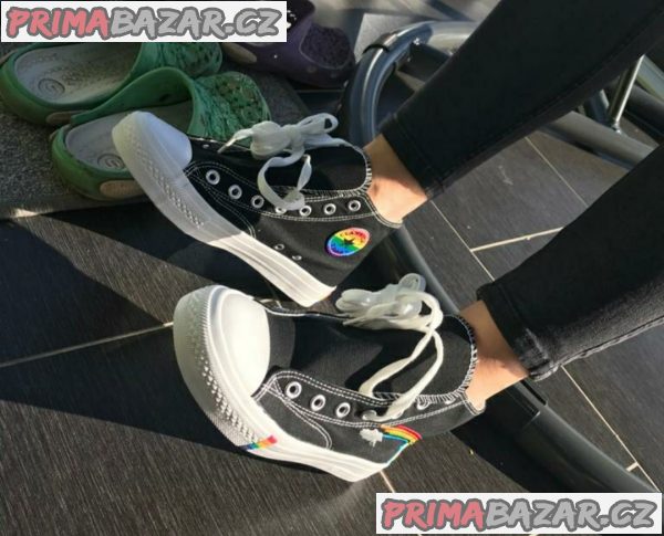 Nové boty Converse 845kč