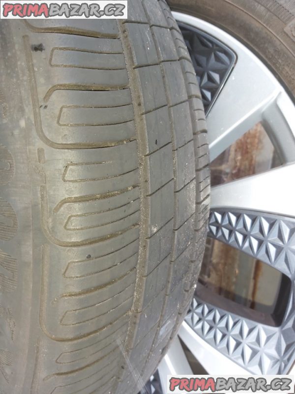Prodám originální ALU kola Renault R20 Prodám originální ALU kola Renault R20