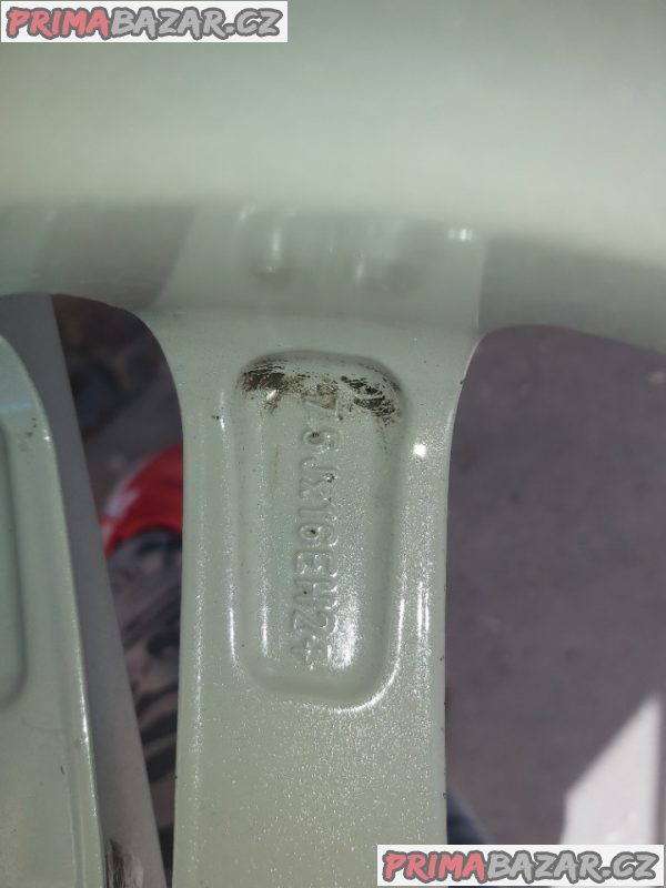 Prodám ALU kola R16 5x112 jako nové Prodám ALU kola R16 5x112 jako nové