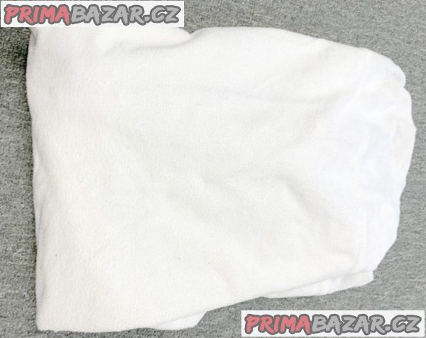 Polohovatelná postýlka z masivu + další vybavení Polohovatelná postýlka z masivu + další vybavení