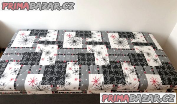 Pěkná, nepoškozená válenda Pěkná, nepoškozená válenda