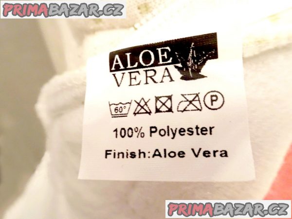 PRODÁM dvě zcela stejné luxusní matrace. PRODÁM dvě zcela stejné luxusní matrace.