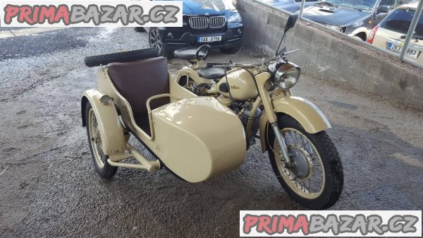 prodám motorka veterán Uralm62 rok vyroby 1996