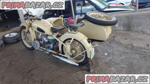 prodám motorka veterán Uralm62 rok vyroby 1996