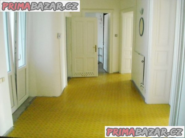 2.lůž. pok. v 3+1 ul. Hradecká/začátek, zařízeno, od 1.9.2021 i dříve, studenti(ky), pár 2.lůž. pok. v 3+1 ul. Hradecká/začátek, zařízeno, od 1.9.2021 i dříve, studenti(ky), pár