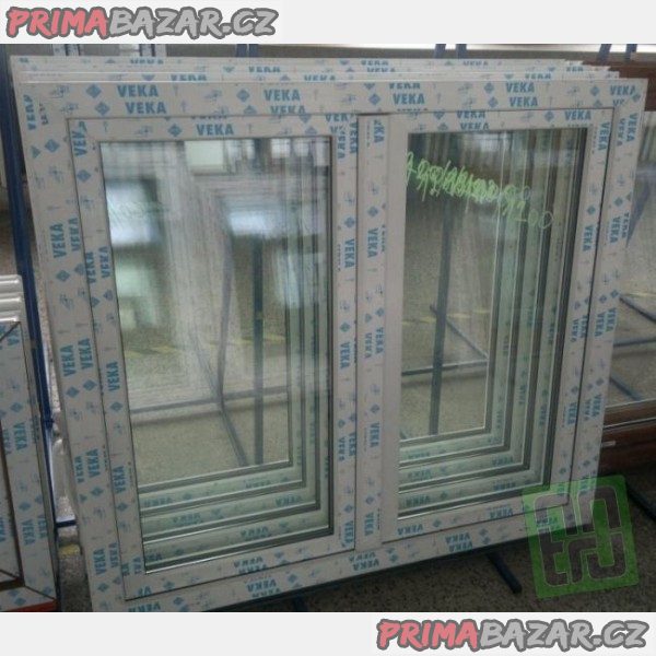 plastove-okno-120x120-bile