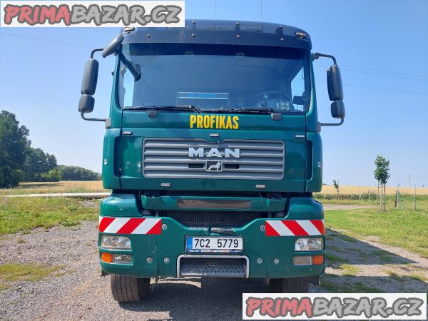 Nákladní automobil - Nosič Kontejnerů Nákladní automobil - Nosič Kontejnerů