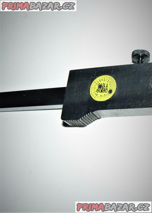Hloubkoměr 0-300 mm, analogový s nosem, kalibrovaný  (SOMET)