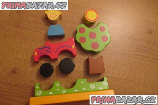 Magnetická dřevěná skládačka. Pod stromeček Magnetická dřevěná skládačka. Pod stromeček