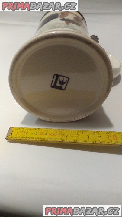 Porcelánový korbel s víčkem - koně Porcelánový korbel s víčkem - koně