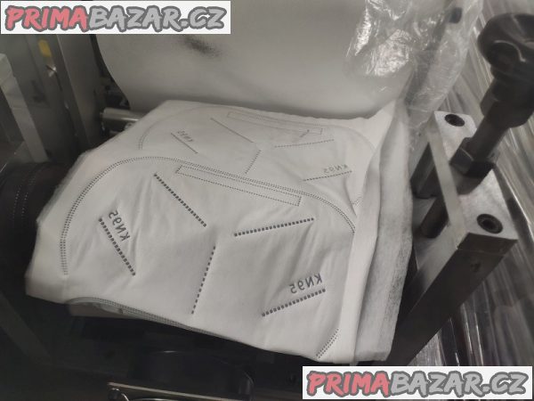 Automatická výrobní linka pro ochranné masky FFP2 KN95 Automatická výrobní linka pro ochranné masky FFP2 KN95