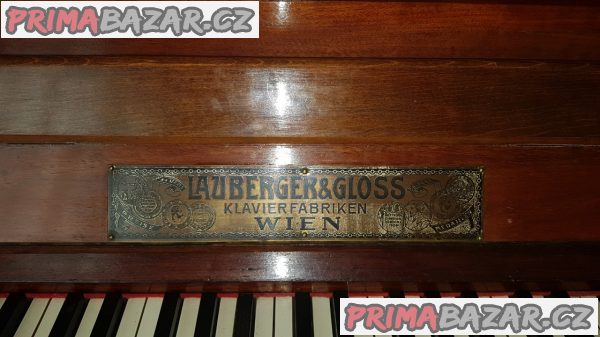 Prodám akustické piano