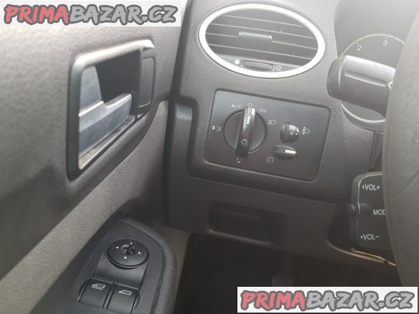 Ford Focus 1,6 TDCi, 2005, klima