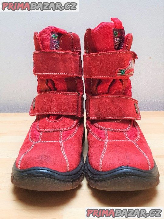 divci-zimni-obuv-cervena