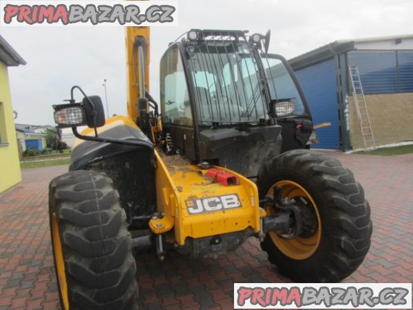 Teleskopický manipulátor JCB 541