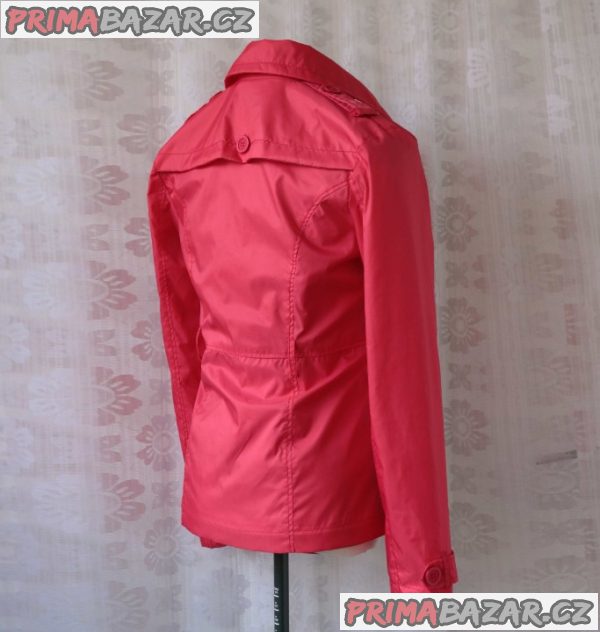 Výrazně rúžový kabátek - nepromokavý vel.40