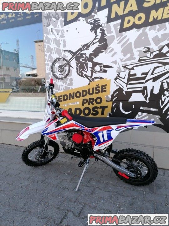 PITBIKE Leramotors Shark 125cc 4Takt 17x14 ČERVENÁ záruka 2 roky