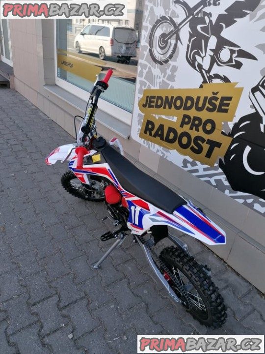 PITBIKE Leramotors Shark 125cc 4Takt 17x14 ČERVENÁ záruka 2 roky