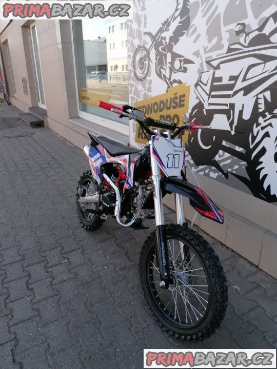 PITBIKE Leramotors Shark 125ccmE-Start 4Takt17x14 ČERVENÁ záruka 2 roky