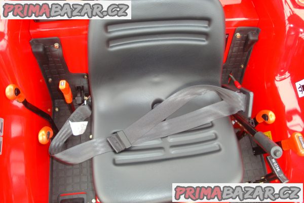 Traktor DongFeng 504G3 s kabinou na SPZ,50 Hp