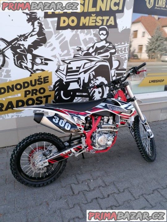 Pitbike Leramotors Killer PRO 300cc H2O 21/18 červená záruka 2 roky