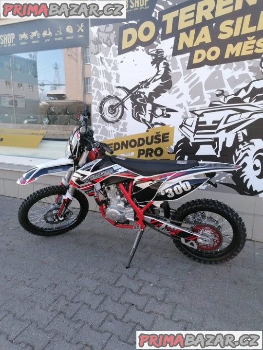 Pitbike Leramotors Killer PRO 300cc H2O 21/18 červená záruka 2 roky