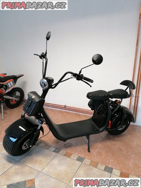 Elektrokoloběžka Leramotors Lera Scooters C1 černá 1000W záruka 2 roky