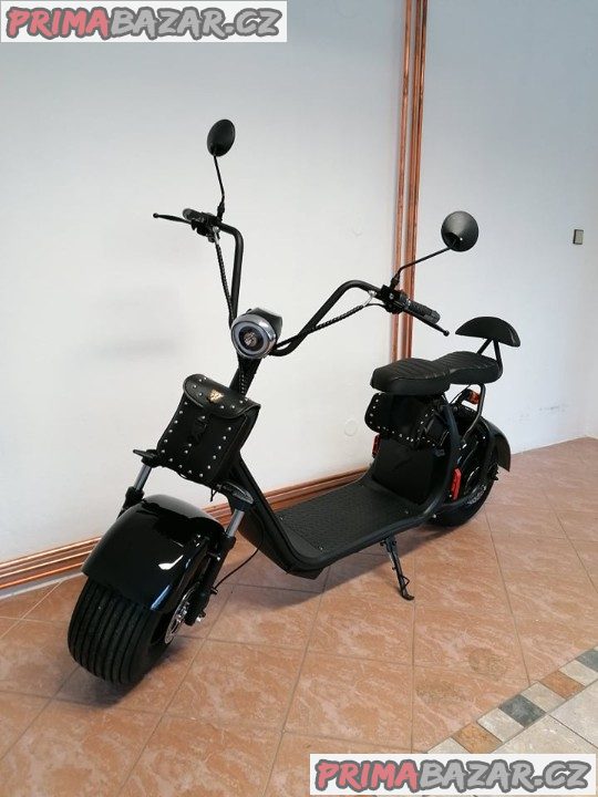 Elektrokoloběžka Leramotors Lera Scooters C1 černá 1000W záruka 2 roky