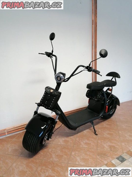 Elektrokoloběžka Leramotors Lera Scooters C1 černá 1000W záruka 2 roky