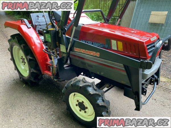 Traktor Mitsubishi Mtt-2I + kompletní čelní nakladač