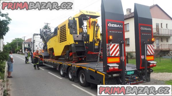 Fréza Bomag, Tahač SCANIA s podvalem