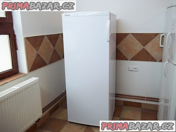 chladnice-bez-mrazacku-bomann-295-litru