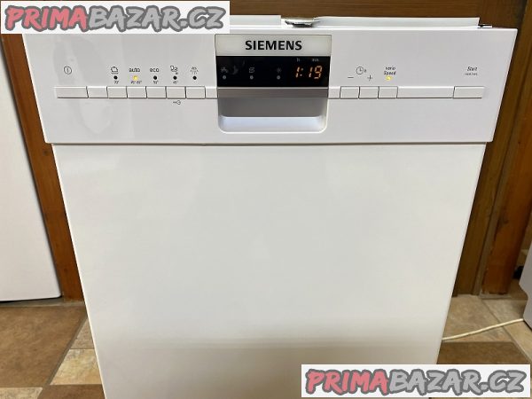 Myčka nádobí SIEMENS SR25M233EU