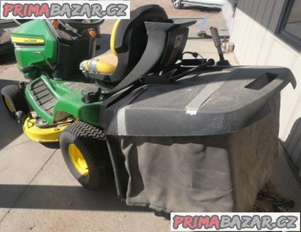 2015 JOHN DEERE X300R