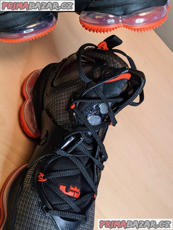 Nové basketbalové boty Nike Lebron 19