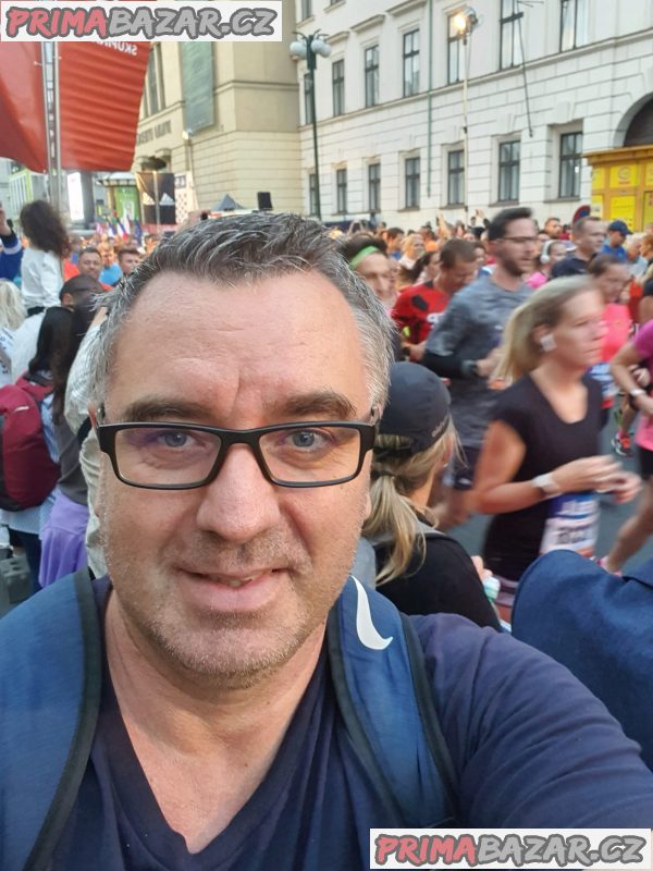SEDÍTE DOMA A LIDI Z CELÉHO SVĚTA PRACUJÍ PRO VÁS SEDÍTE DOMA A LIDI Z CELÉHO SVĚTA PRACUJÍ PRO VÁS