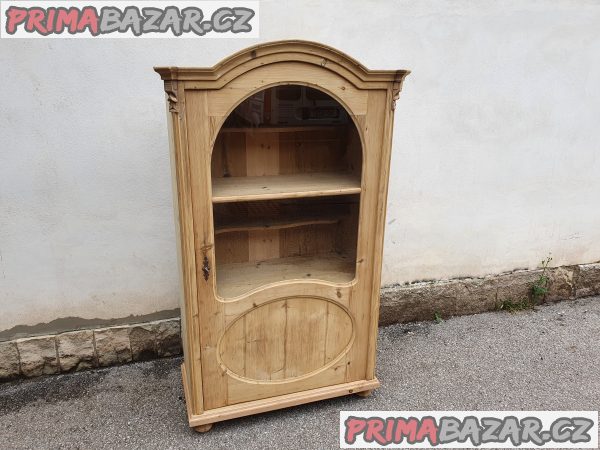 STAROŽITNÝ SKLENÍK PO RENOVACI STAROŽITNÝ SKLENÍK PO RENOVACI