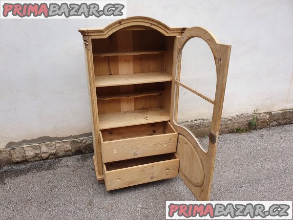 STAROŽITNÝ SKLENÍK PO RENOVACI STAROŽITNÝ SKLENÍK PO RENOVACI