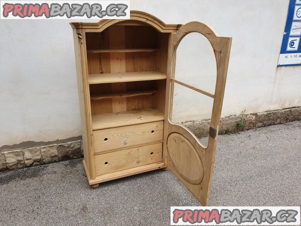STAROŽITNÝ SKLENÍK PO RENOVACI STAROŽITNÝ SKLENÍK PO RENOVACI