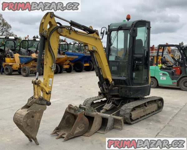 Minibagr Yanmar vio25