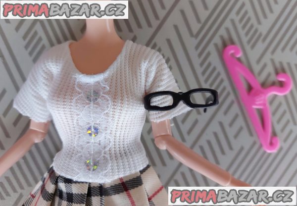 NOVÉ! Set pro Barbie, šaty + brýle + kozačky + ramínko