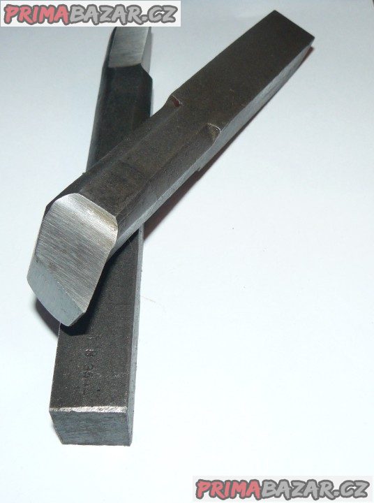 Soustružnický nůž KOVANÝ 25x25 ROHOVÝ VNITŘNÍ pravý (NOVÝ)