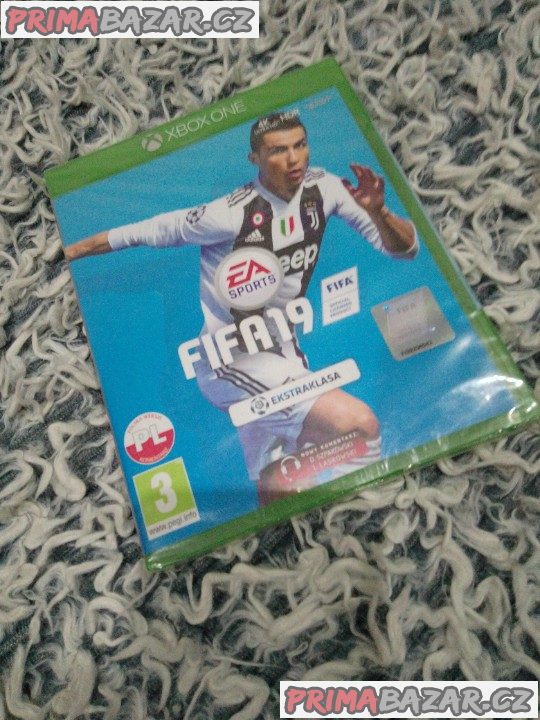 Hra xbox one FIFA19