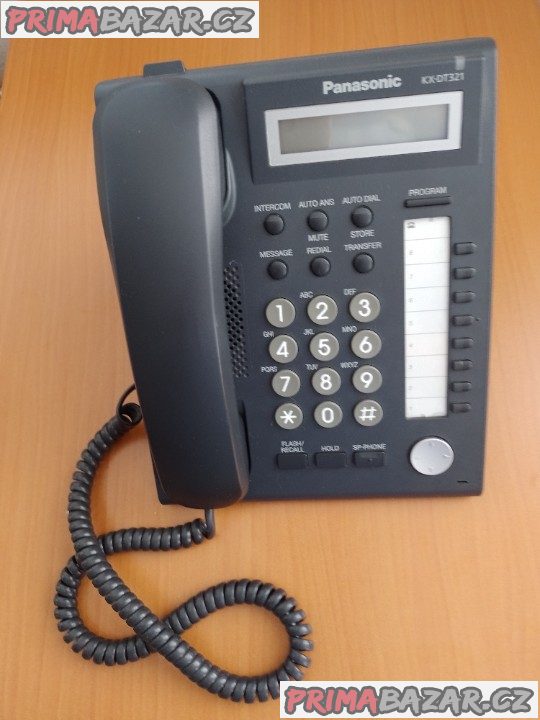 Standardní kancelářský digitální telefon KX-DT321