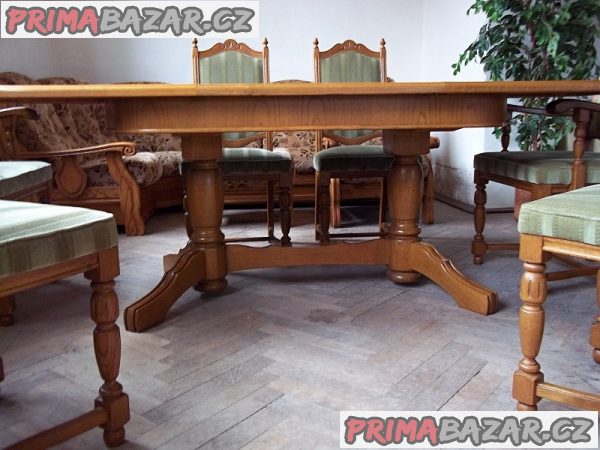Rustikální rozkládací dřevěný stůl a 6 židlí - masiv